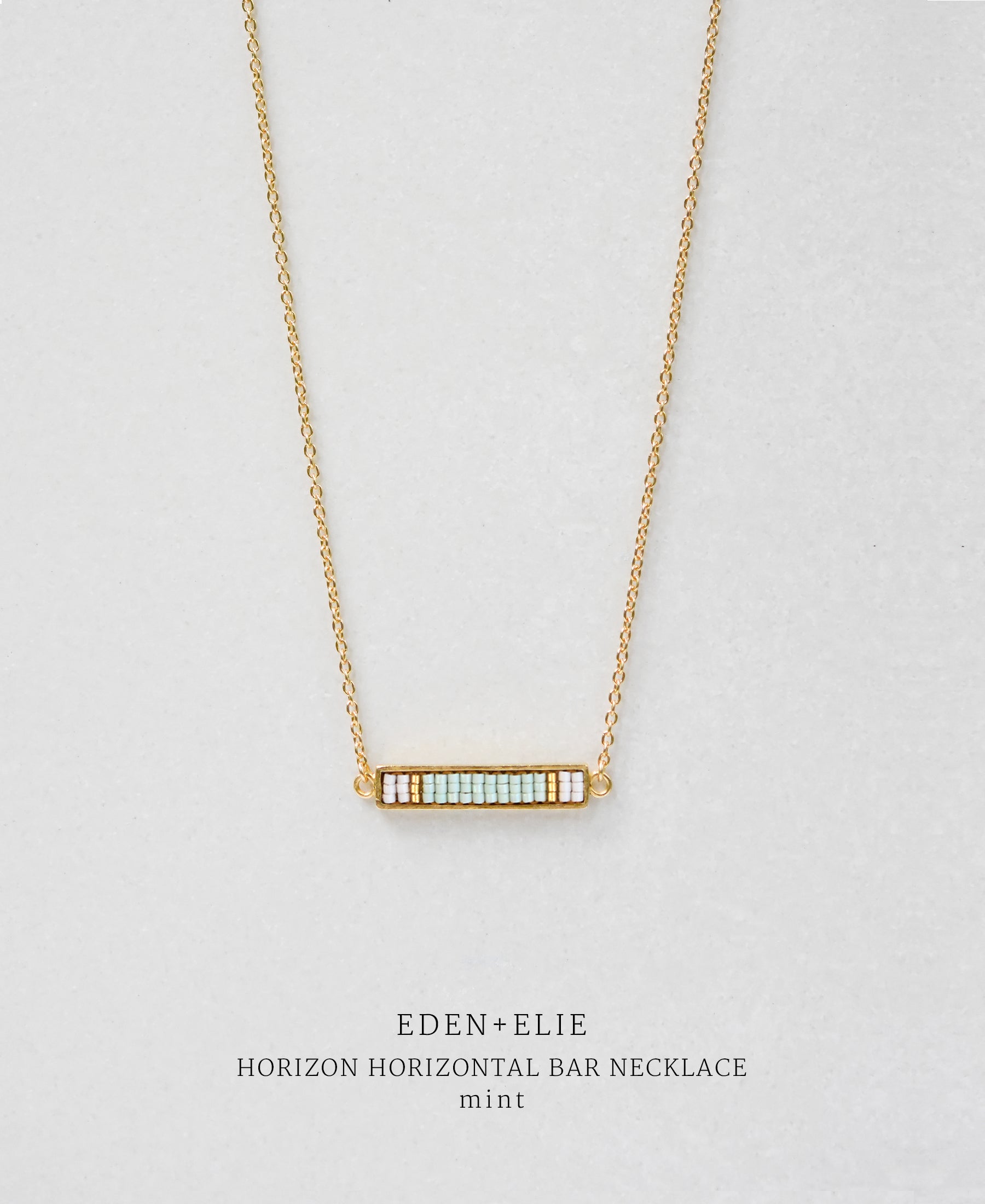 EDEN + ELIE Horizon Horizontal bar necklace - mint green